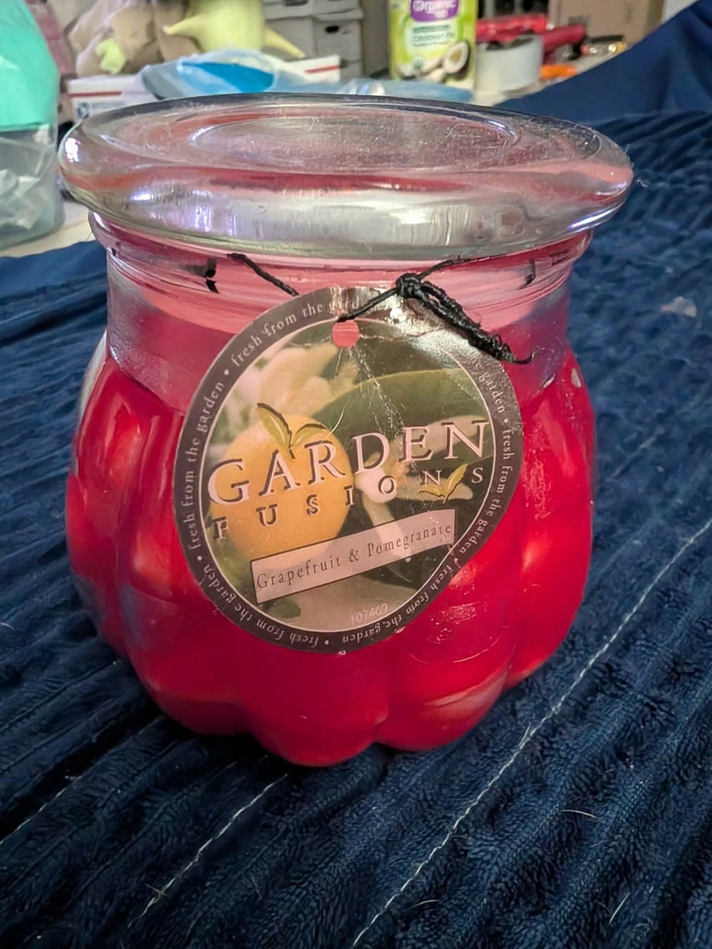 Grapefruit & Pomegranate Red Jar Candle